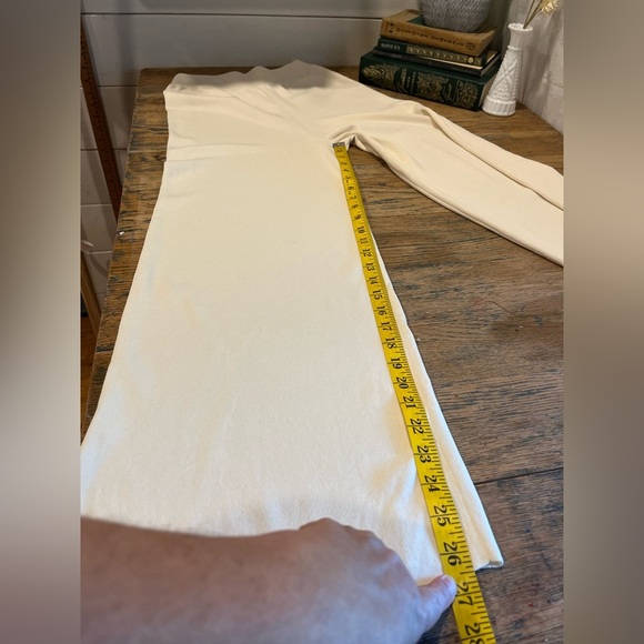 UCHUU - Beige Wide-Leg Knit Pants (Estimated S/M) - Picture 5 of 11